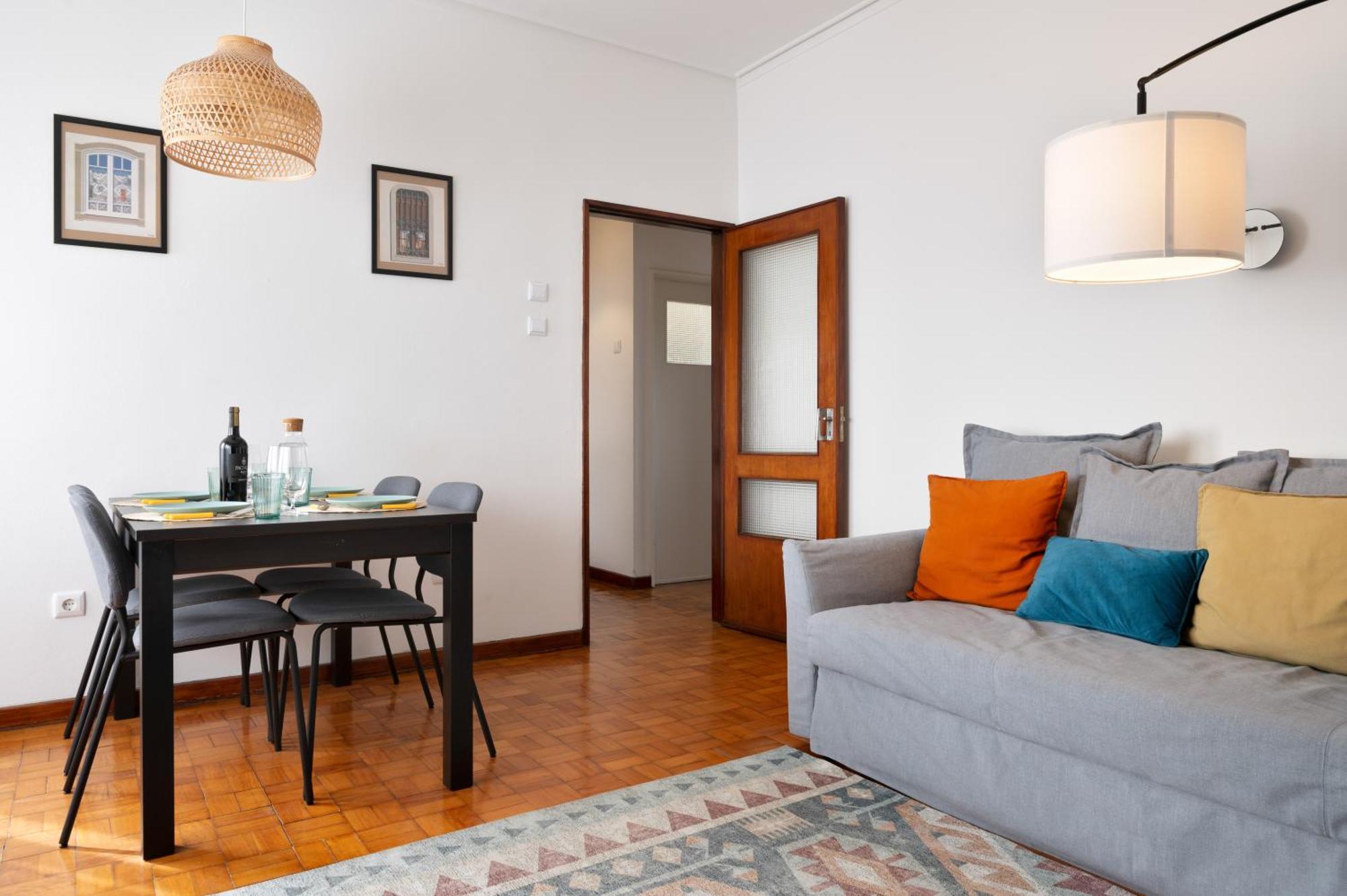 ! Luminous 2Br Top Floor ! Praca Da Republica Porto Eksteriør bilde